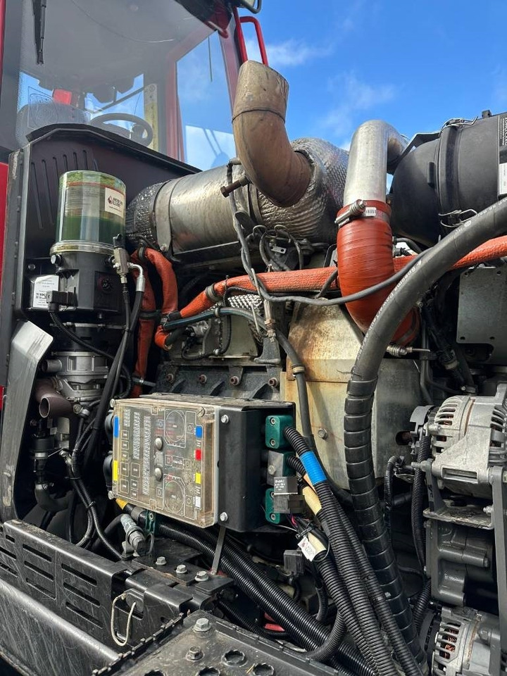 Forvarders Komatsu 875: foto 15