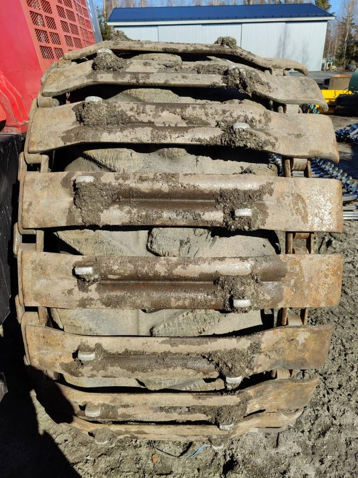 Kāpurķēdes - Meža tehnika Olofsfors Wheel Tracks: foto 8