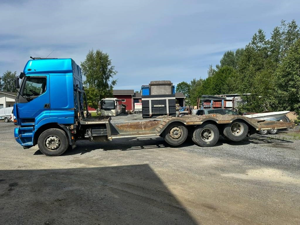 Sisu E11 - Kokvedējs: foto 3 Sisu E11 - Kokvedējs: foto 3