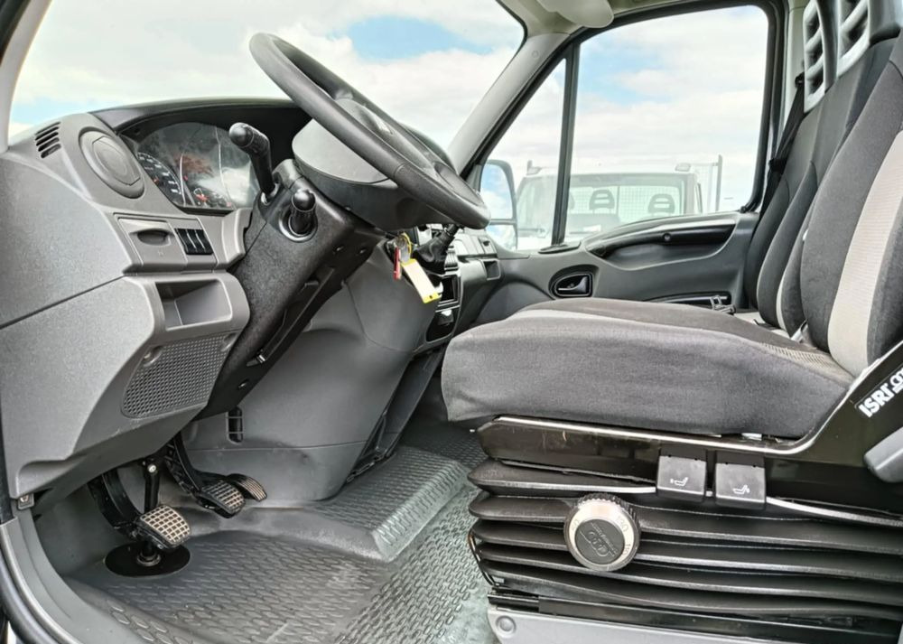 Šasija kravas automašīna Iveco 35C13, 35C12, 35C14, 35C15: foto 9 Šasija kravas automašīna Iveco 35C13, 35C12, 35C14, 35C15: foto 9