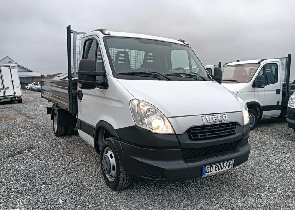 Iveco 35C13,35C12, 35C14, 35C15 - Komercauto pašizgāzējs: foto 5 Iveco 35C13,35C12, 35C14, 35C15 - Komercauto pašizgāzējs: foto 5