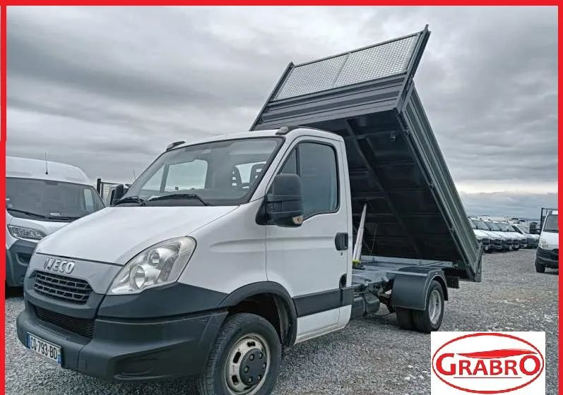 Iveco 35C13, 35C12, 35C15 - Komercauto pašizgāzējs: foto 1 Iveco 35C13, 35C12, 35C15 - Komercauto pašizgāzējs: foto 1