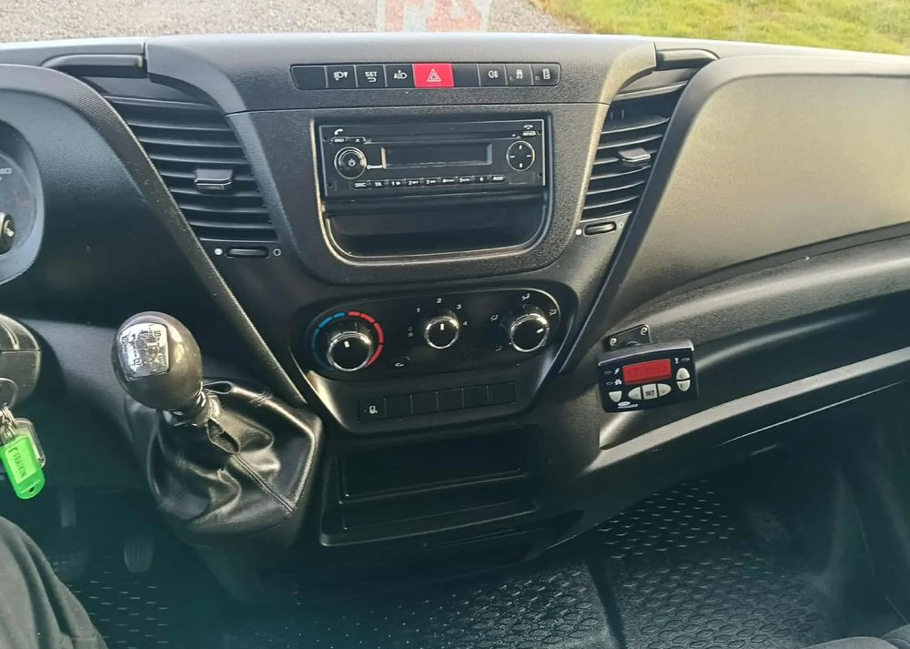 Komercauto refrižerators Iveco DAILY 35C15,35C14,35C13,35C12: foto 18