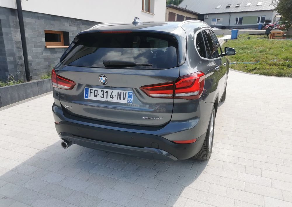 BMW X1 sDrive16d - Universālis: foto 4 BMW X1 sDrive16d - Universālis: foto 4