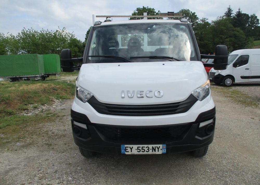 Bortu kravas automašīna/ Platforma Iveco Daily 3.0 na bliźniaku 70C18 skrzynia, laweta, rama, HDS, 70-180 kiper: foto 9