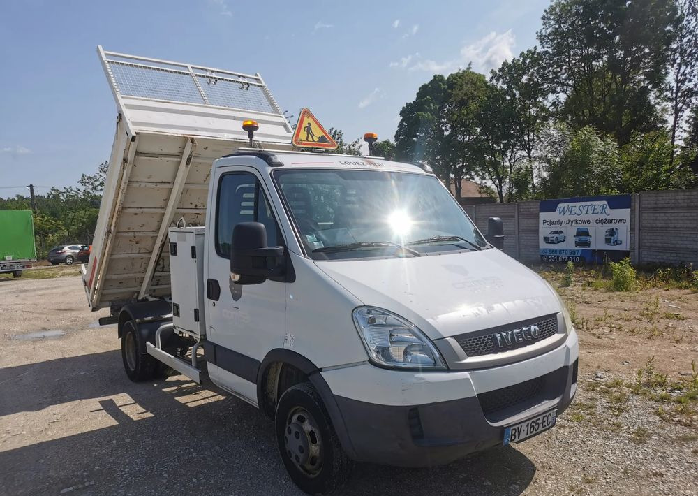 Iveco Daily 35C11 Kiper wywrotka Hak Bliźniak sprowadzony - Komercauto pašizgāzējs: foto 1 Iveco Daily 35C11 Kiper wywrotka Hak Bliźniak sprowadzony - Komercauto pašizgāzējs: foto 1