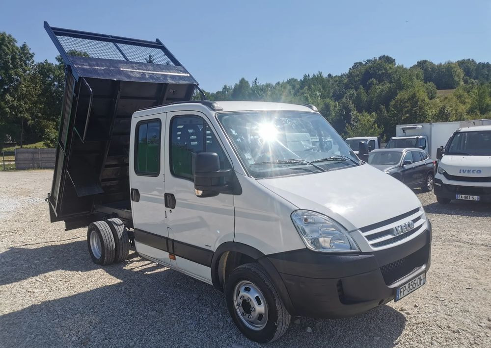Iveco Daily 35C12 Brygadówka wywrotka Dubel hak kiper doka 35C13 - Komercauto pašizgāzējs: foto 3 Iveco Daily 35C12 Brygadówka wywrotka Dubel hak kiper doka 35C13 - Komercauto pašizgāzējs: foto 3