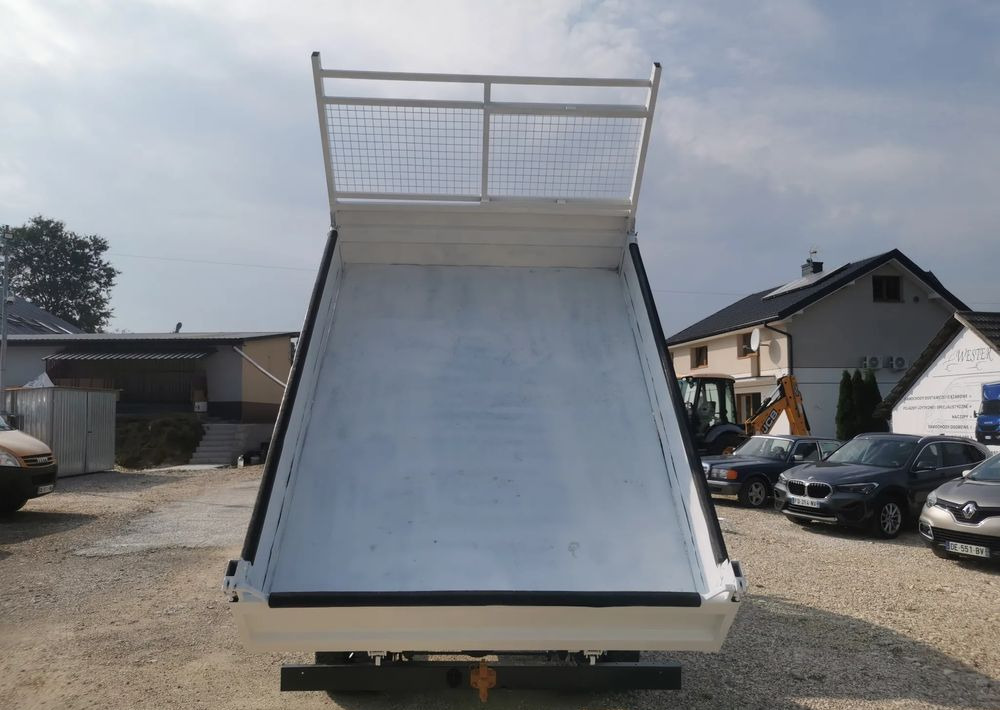 Iveco Daily 35C13 Brygadówka Klima 35-130 wywrotka kiper doka Dubel - Komercauto pašizgāzējs: foto 5 Iveco Daily 35C13 Brygadówka Klima 35-130 wywrotka kiper doka Dubel - Komercauto pašizgāzējs: foto 5