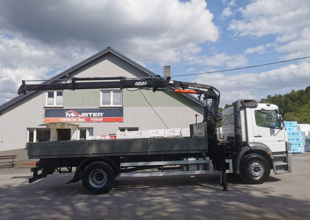 Mercedes-Benz Atego 1823 żuraw HDS Atlas 105.2 koła 315/80R22,5 - Bortu kravas automašīna/ Platforma, Kravas auto ar manipulatoru: foto 3 Mercedes-Benz Atego 1823 żuraw HDS Atlas 105.2 koła 315/80R22,5 - Bortu kravas automašīna/ Platforma, Kravas auto ar manipulatoru: foto 3