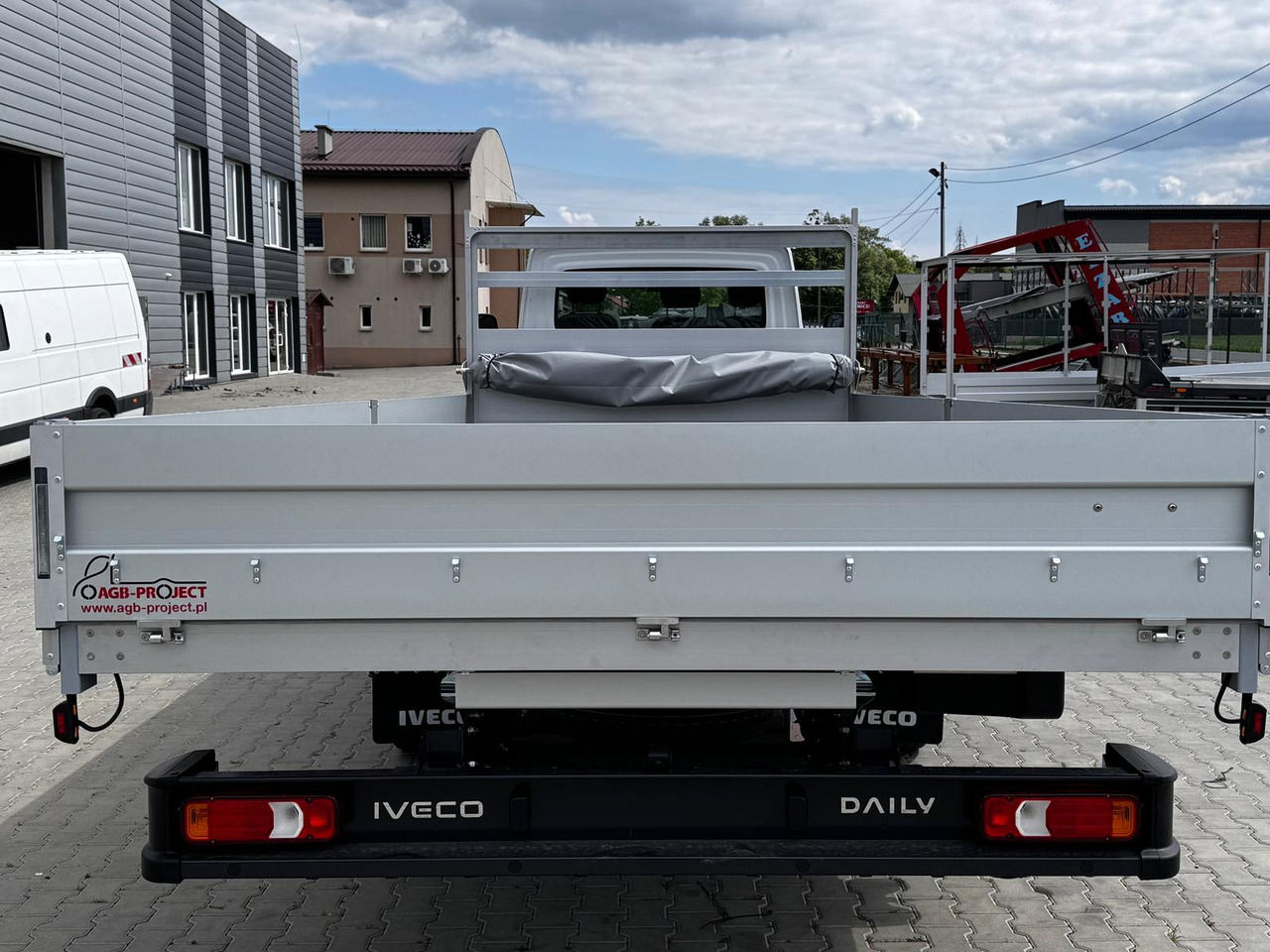 Iveco Daily 70C18 - Bortu kravas automašīna/ Platforma: foto 3 Iveco Daily 70C18 - Bortu kravas automašīna/ Platforma: foto 3
