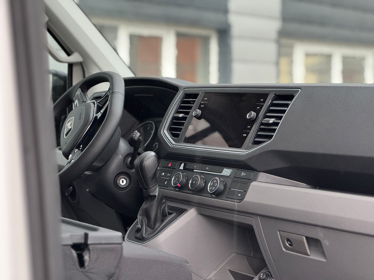 MAN TGE L5H3 - Kravas mikroautobuss: foto 2 MAN TGE L5H3 - Kravas mikroautobuss: foto 2