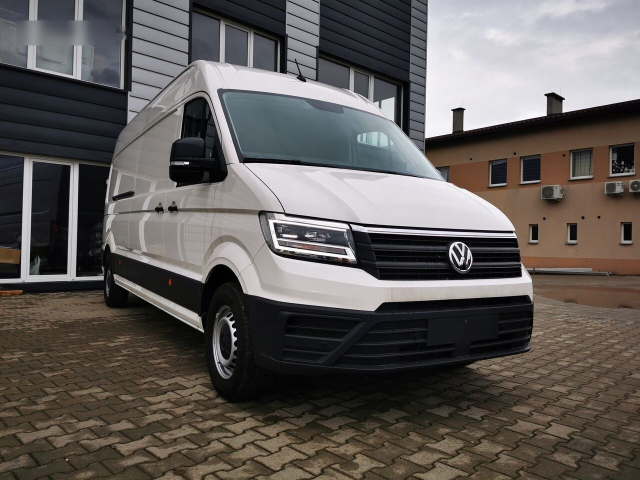 Volkswagen Crafter 2,0 l 177 KM, długość pojazdu 6836 mm - Kravas mikroautobuss: foto 1 Volkswagen Crafter 2,0 l 177 KM, długość pojazdu 6836 mm - Kravas mikroautobuss: foto 1