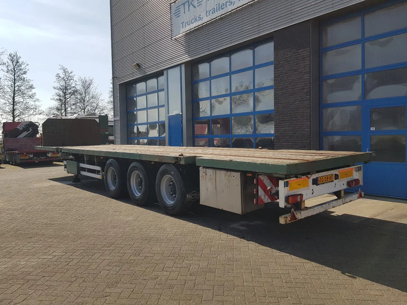 Pacton T3-001 Twistlocks Very good tires - Bortu puspiekabe/ Platforma: foto 4 Pacton T3-001 Twistlocks Very good tires - Bortu puspiekabe/ Platforma: foto 4