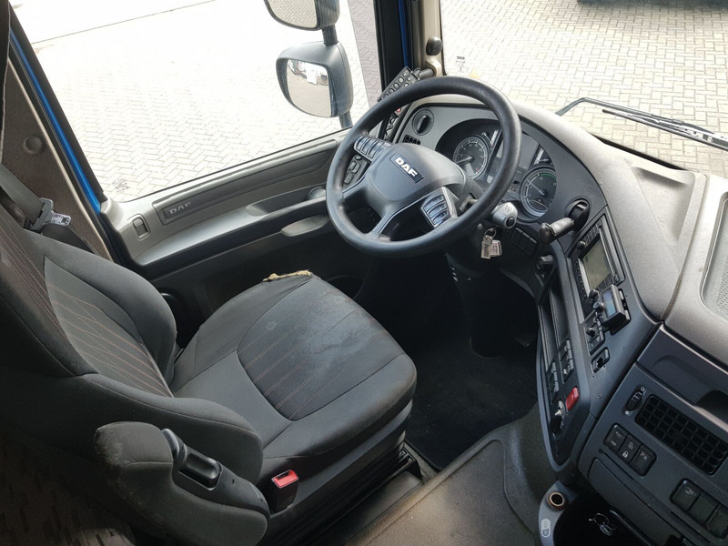 Vilcējs DAF XF 460 FTG 6x2: foto 9