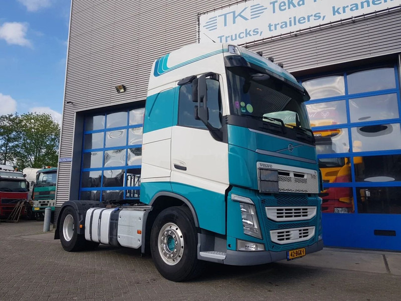 Volvo FH 420 ADR klasse EX/II, EX/III, FL en AT Double tank PTO - Vilcējs: foto 5 Volvo FH 420 ADR klasse EX/II, EX/III, FL en AT Double tank PTO - Vilcējs: foto 5