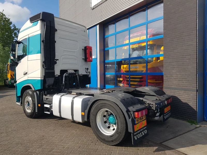 Volvo FH 420 ADR klasse EX/II, EX/III, FL en AT Double tank PTO - Vilcējs: foto 4 Volvo FH 420 ADR klasse EX/II, EX/III, FL en AT Double tank PTO - Vilcējs: foto 4