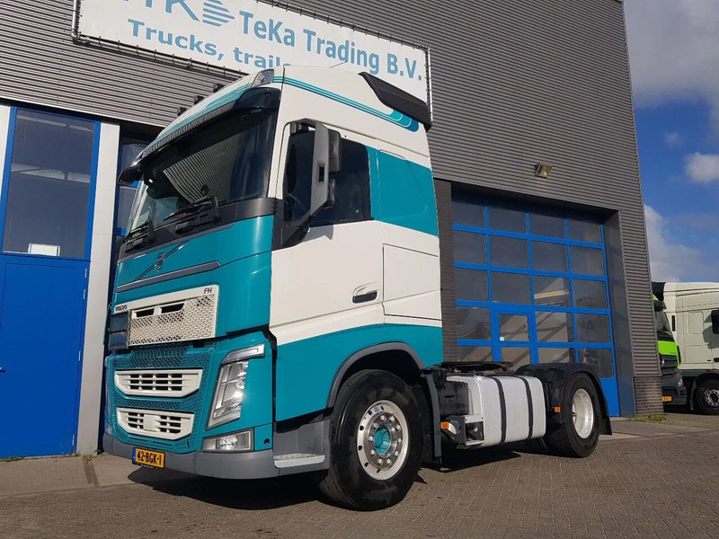 Volvo FH 420 ADR klasse EX/II, EX/III, FL en AT Double tank PTO - Vilcējs: foto 1 Volvo FH 420 ADR klasse EX/II, EX/III, FL en AT Double tank PTO - Vilcējs: foto 1