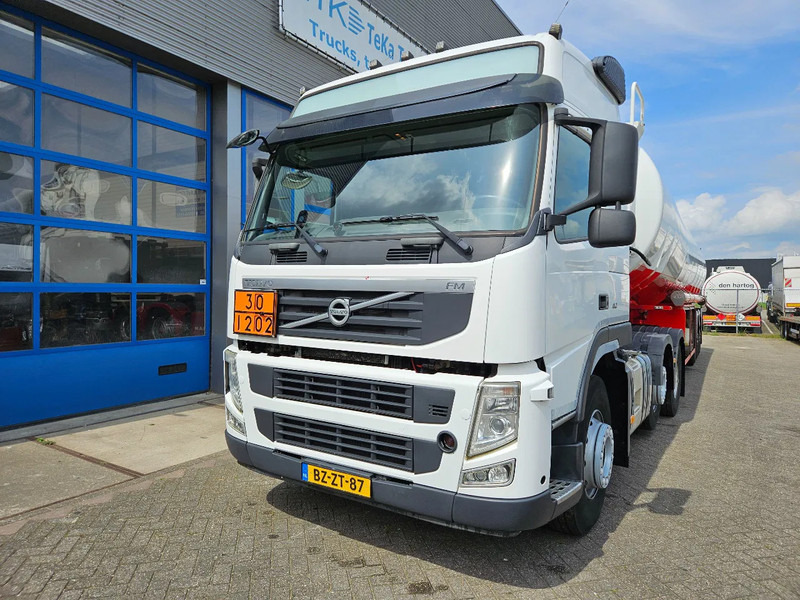 Volvo FM 410 6x2 ADR Hydraulic - Vilcējs: foto 3 Volvo FM 410 6x2 ADR Hydraulic - Vilcējs: foto 3
