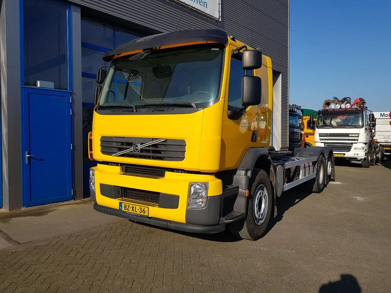 Volvo FE 300 EEV 6X2 Retarder Pto 234.000 KM TÜV - Šasija kravas automašīna: foto 2 Volvo FE 300 EEV 6X2 Retarder Pto 234.000 KM TÜV - Šasija kravas automašīna: foto 2