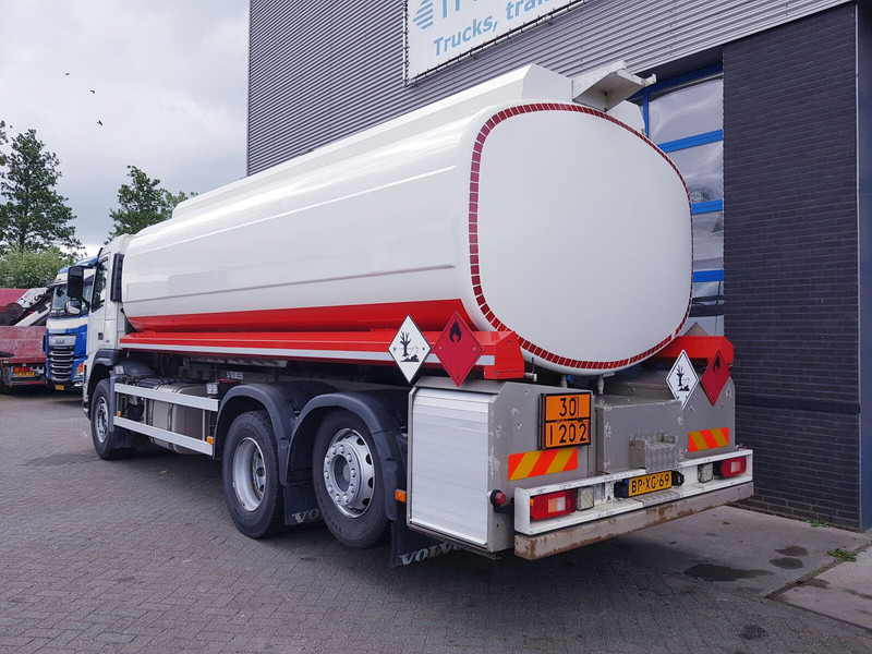 Volvo FM 9.340 Fuel 21.400 Liter 3 Compartments - Autocisterna: foto 4 Volvo FM 9.340 Fuel 21.400 Liter 3 Compartments - Autocisterna: foto 4