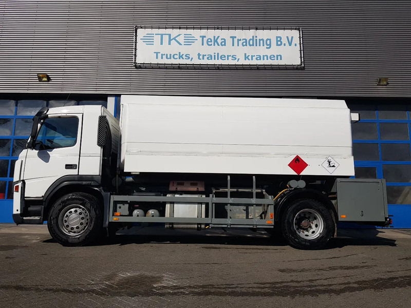 Volvo FM 9.340 Petrol, Diesel 17000 Ltr. 3 Compartementen - Autocisterna: foto 3 Volvo FM 9.340 Petrol, Diesel 17000 Ltr. 3 Compartementen - Autocisterna: foto 3