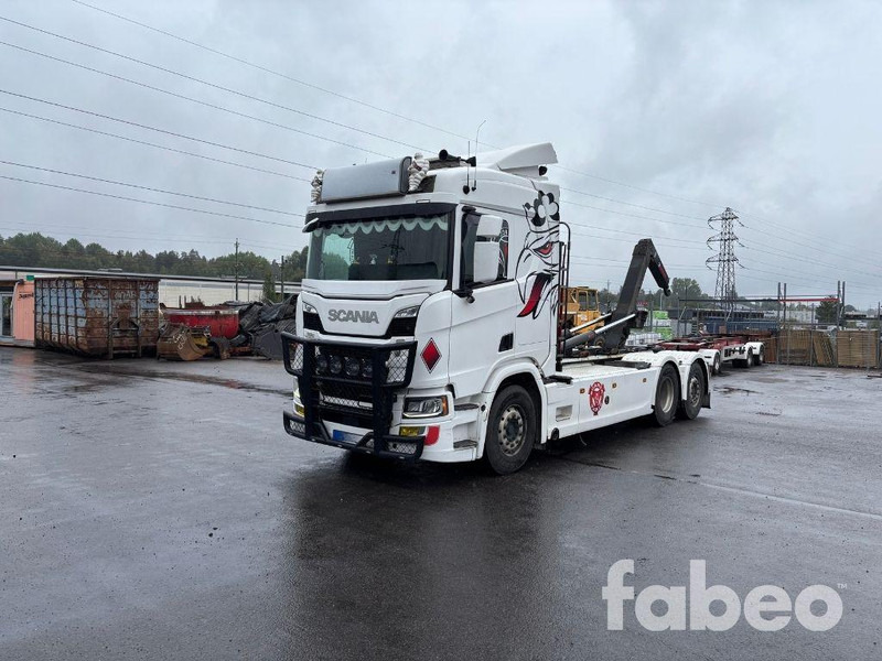 Scania R500 - Pacēlājs ar āķi: foto 1 Scania R500 - Pacēlājs ar āķi: foto 1