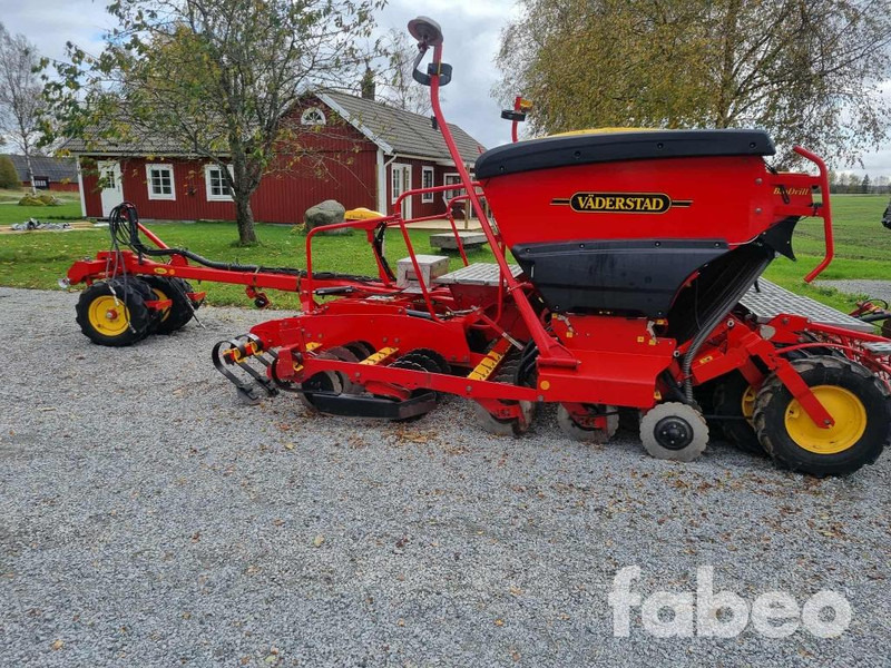 Vaderstad Rapid RD 400C - Kombinētā sējmašīna: foto 1 Vaderstad Rapid RD 400C - Kombinētā sējmašīna: foto 1
