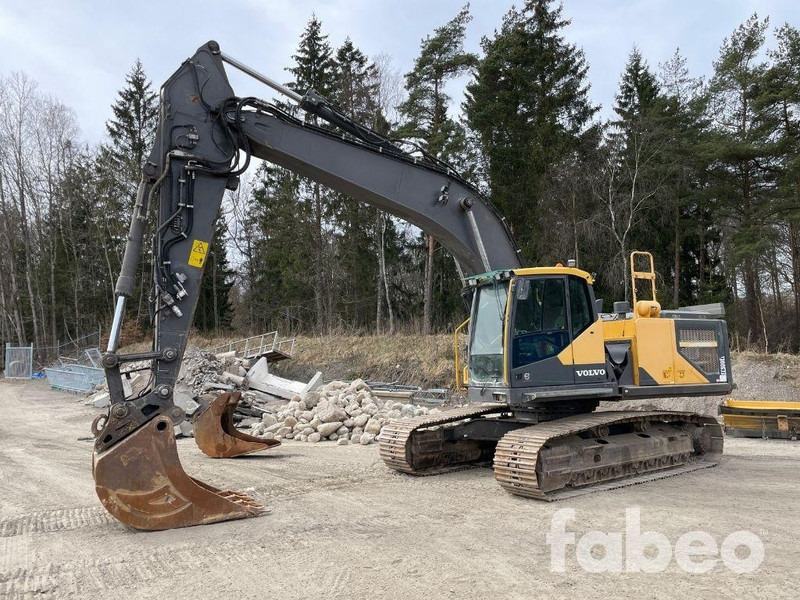 Volvo EC300EL - Kāpurķēžu ekskavators: foto 1 Volvo EC300EL - Kāpurķēžu ekskavators: foto 1