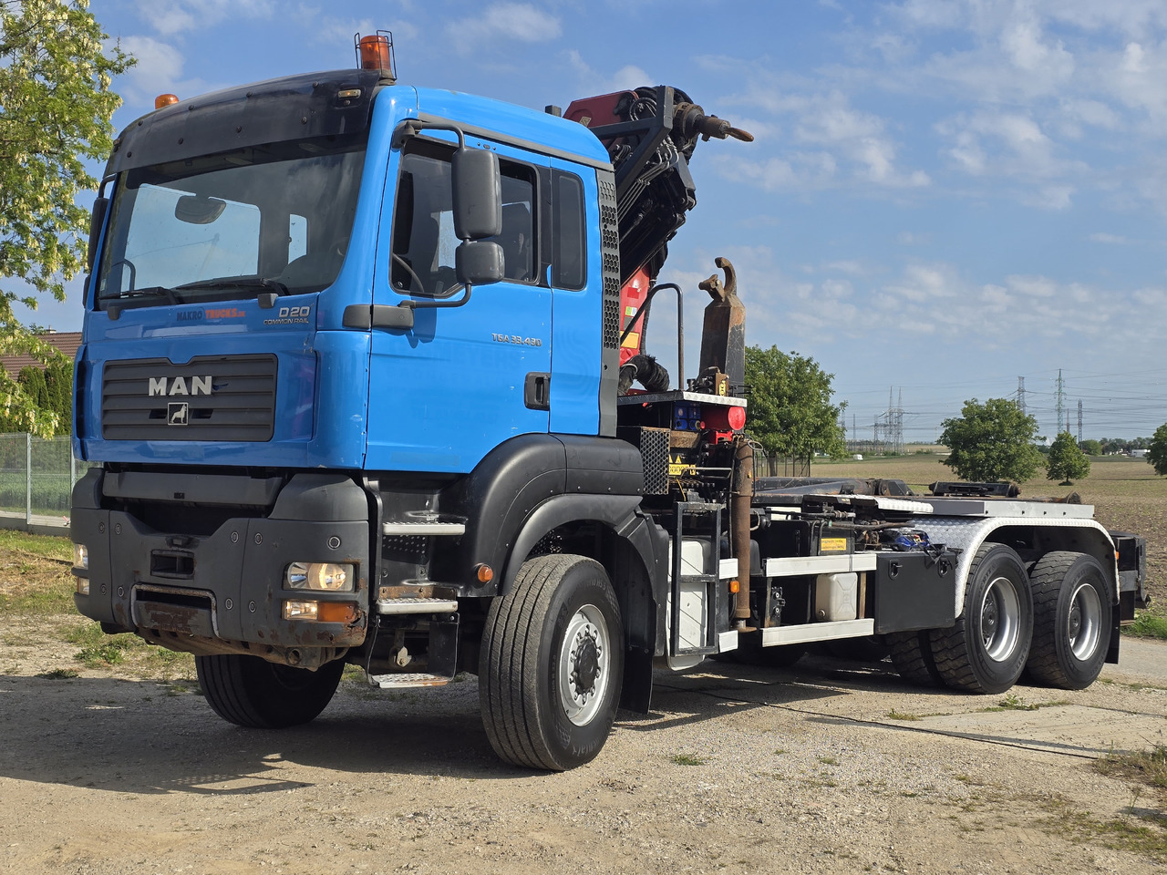 MAN TGA 33.430 6X6 / HMF 1823 K3+REM.CON./ HOOK SYSTEM 2x in stock - Pacēlājs ar āķi, Kravas auto ar manipulatoru: foto 1 MAN TGA 33.430 6X6 / HMF 1823 K3+REM.CON./ HOOK SYSTEM 2x in stock - Pacēlājs ar āķi, Kravas auto ar manipulatoru: foto 1