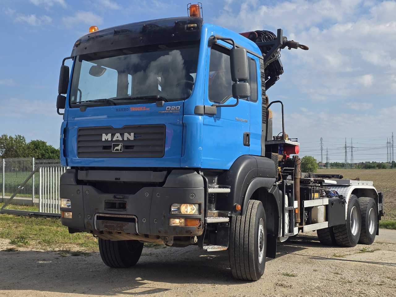 MAN TGA 33.430 6X6 / HMF 1823 K3+REM.CON./ HOOK SYSTEM 2x in stock - Pacēlājs ar āķi, Kravas auto ar manipulatoru: foto 2 MAN TGA 33.430 6X6 / HMF 1823 K3+REM.CON./ HOOK SYSTEM 2x in stock - Pacēlājs ar āķi, Kravas auto ar manipulatoru: foto 2