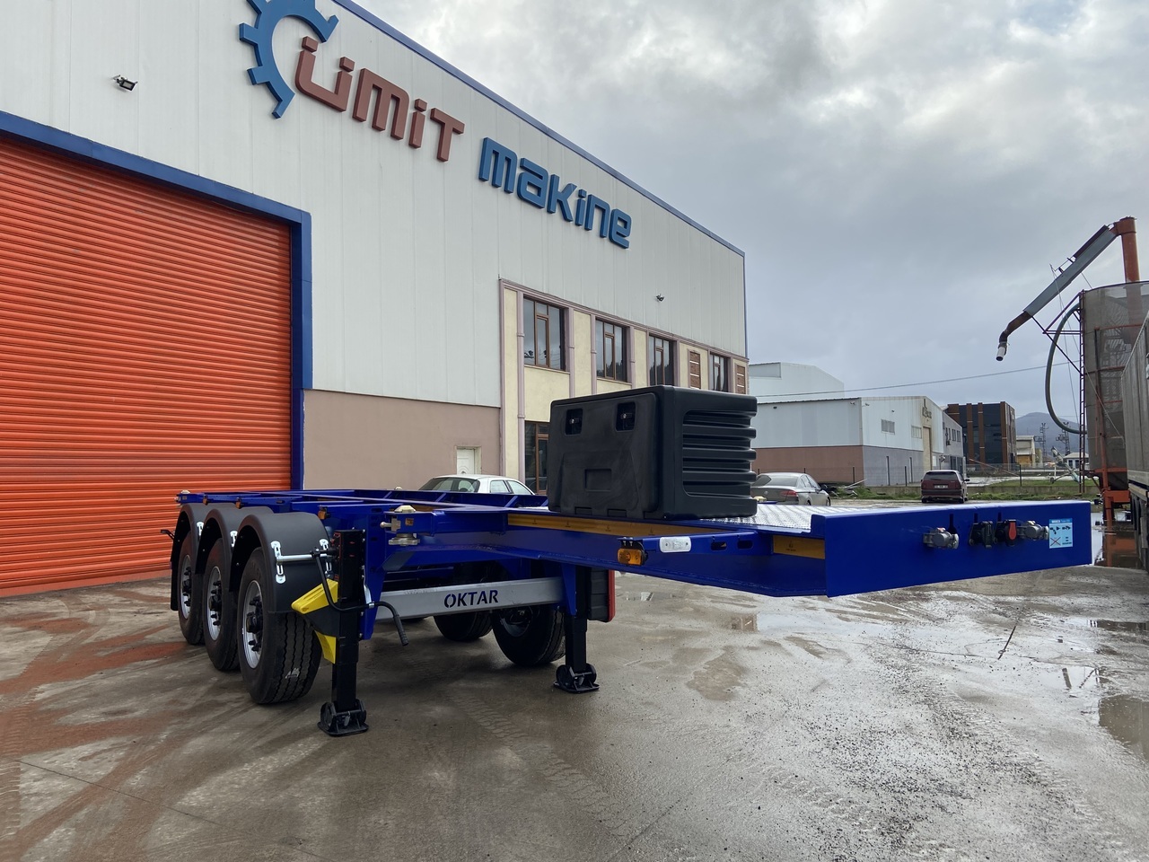 OKTAR ADR CONTAINER TRAILER 20 FEET 2025 - Puspiekabe noņemamā virsbūve/ Konteineru vedējs: foto 1 OKTAR ADR CONTAINER TRAILER 20 FEET 2025 - Puspiekabe noņemamā virsbūve/ Konteineru vedējs: foto 1