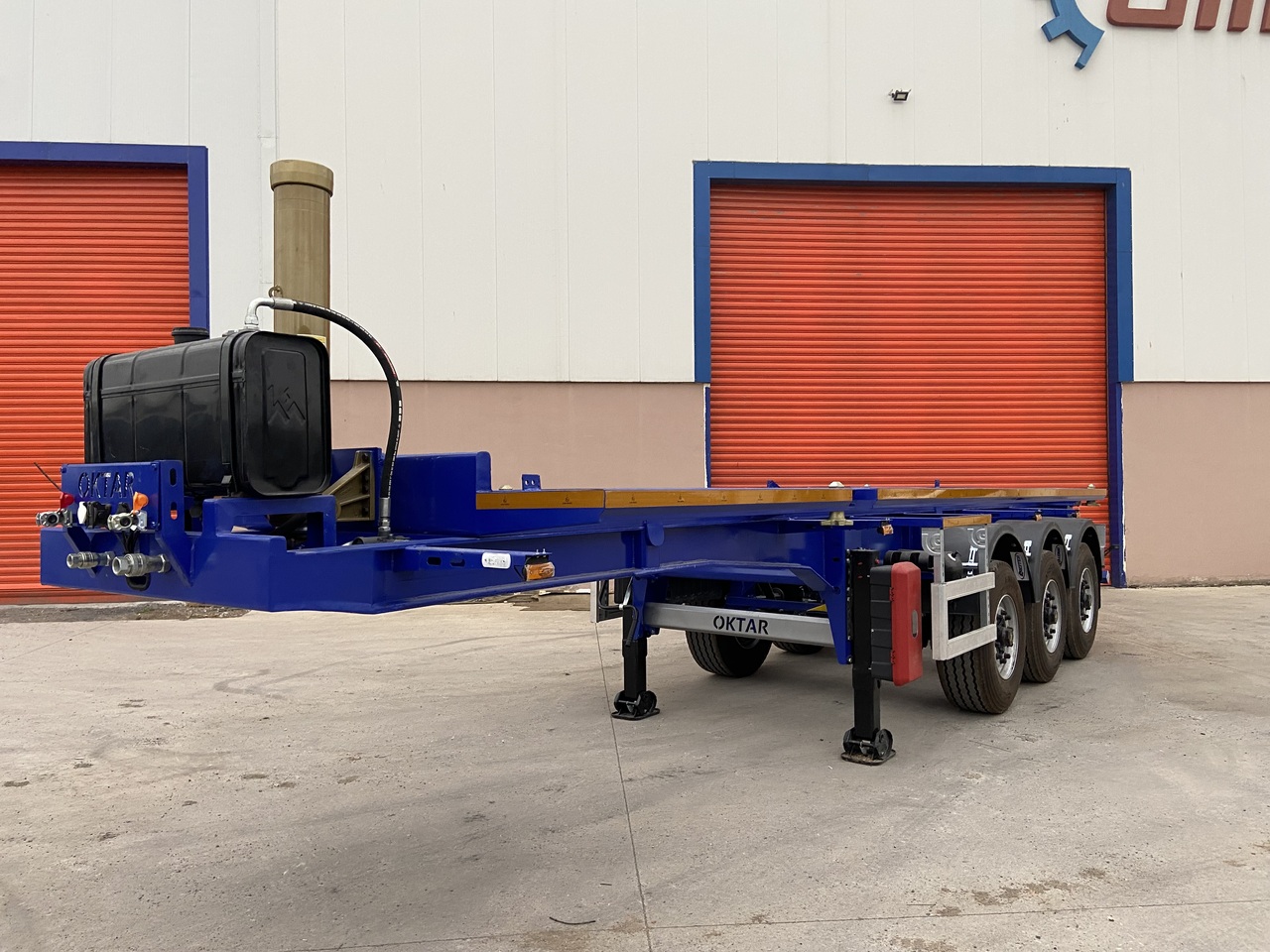 OKTAR CONTAINER TIPPER TRAILER ADR 2025 - Puspiekabe noņemamā virsbūve/ Konteineru vedējs: foto 4 OKTAR CONTAINER TIPPER TRAILER ADR 2025 - Puspiekabe noņemamā virsbūve/ Konteineru vedējs: foto 4