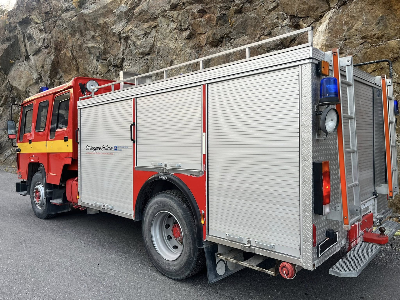 VOLVO FL10 4x2 - fire engine / fire truck / brandbil - Ugunsdzēsēju mašīna: foto 3 VOLVO FL10 4x2 - fire engine / fire truck / brandbil - Ugunsdzēsēju mašīna: foto 3