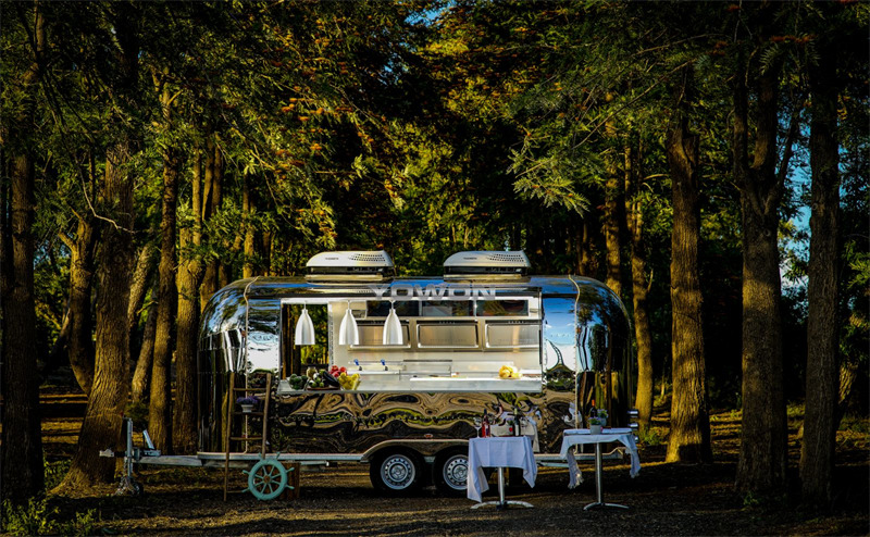 Yowon commercial food vending trailer Airstream type food truck - Tirdzniecības piekabe: foto 2 Yowon commercial food vending trailer Airstream type food truck - Tirdzniecības piekabe: foto 2
