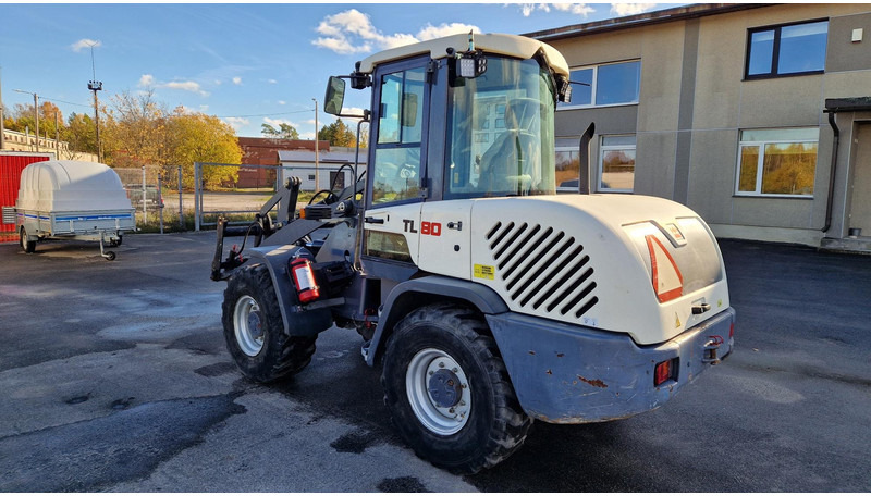 Terex TL80 4X4 + tools - Riteņu iekrāvējs: foto 4 Terex TL80 4X4 + tools - Riteņu iekrāvējs: foto 4
