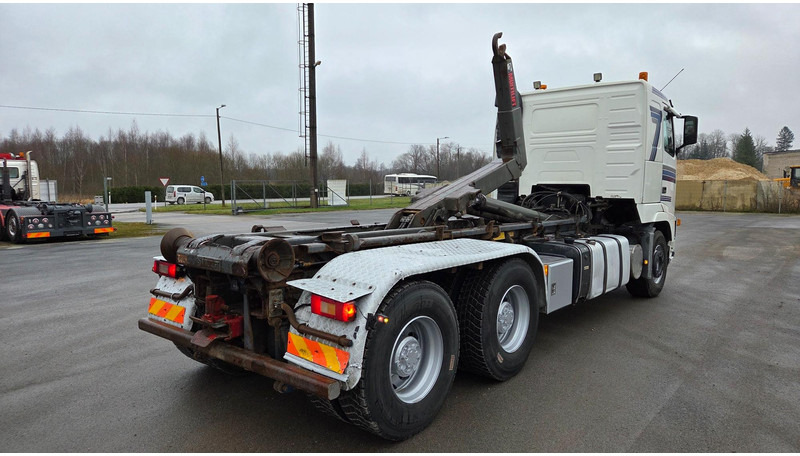 Volvo FH500 6X4 - Pacēlājs ar āķi: foto 3 Volvo FH500 6X4 - Pacēlājs ar āķi: foto 3