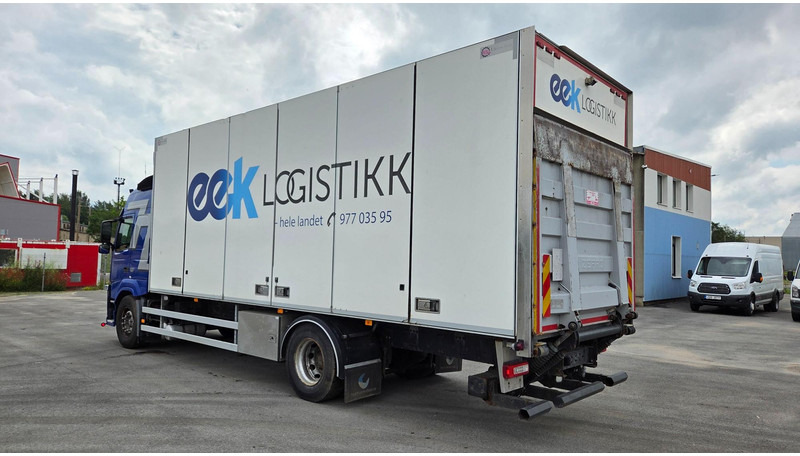 Volvo FM330 4X2 - Kravas automašīna ar slēgto virsbūvi: foto 4 Volvo FM330 4X2 - Kravas automašīna ar slēgto virsbūvi: foto 4