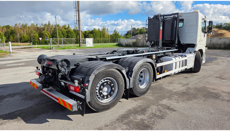Volvo FM460 6X2*4 - Pacēlājs ar āķi: foto 3 Volvo FM460 6X2*4 - Pacēlājs ar āķi: foto 3