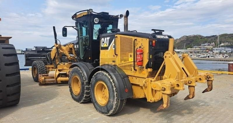CAT 140 M (CE + EPA / On Transport) - Greiders: foto 2 CAT 140 M (CE + EPA / On Transport) - Greiders: foto 2