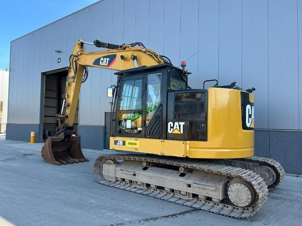 CAT 325 FL CR - Kāpurķēžu ekskavators: foto 3 CAT 325 FL CR - Kāpurķēžu ekskavators: foto 3