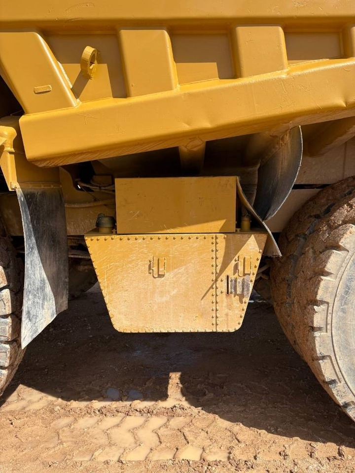Karjeru pašizgāzējs CAT 769 C (CE Certified): foto 21
