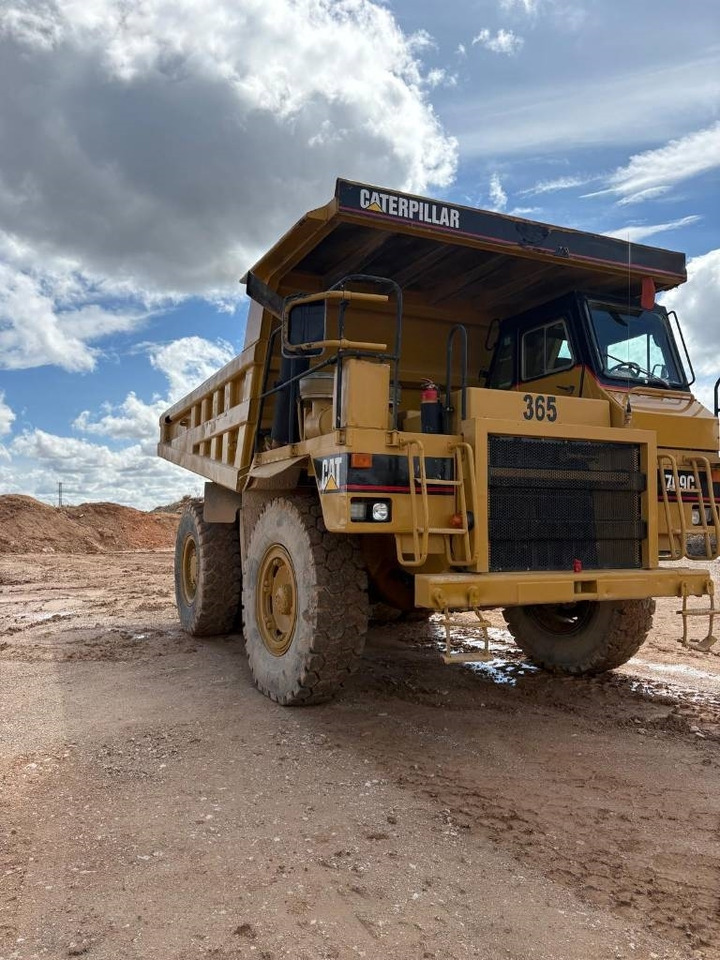 CAT 769 C (CE Certified) - Karjeru pašizgāzējs: foto 4 CAT 769 C (CE Certified) - Karjeru pašizgāzējs: foto 4