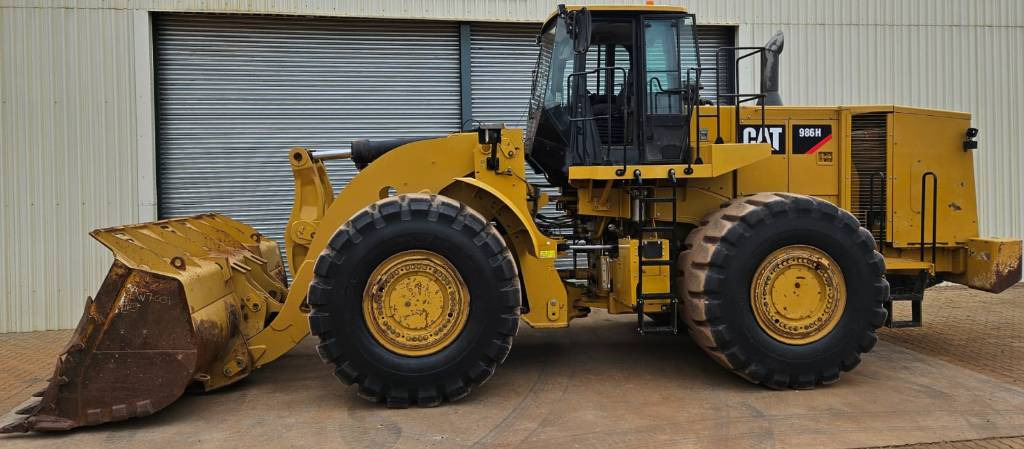 Riteņu iekrāvējs CAT 986 H: foto 1
