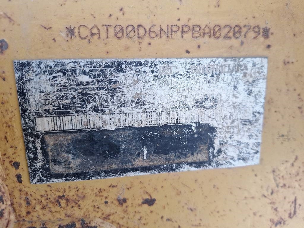 CAT D 6 N LGP (Under Preparation) - Buldozers: foto 4 CAT D 6 N LGP (Under Preparation) - Buldozers: foto 4