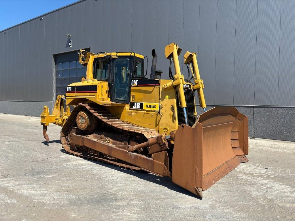 CAT D 7 R (CE certified) - Buldozers: foto 5 CAT D 7 R (CE certified) - Buldozers: foto 5