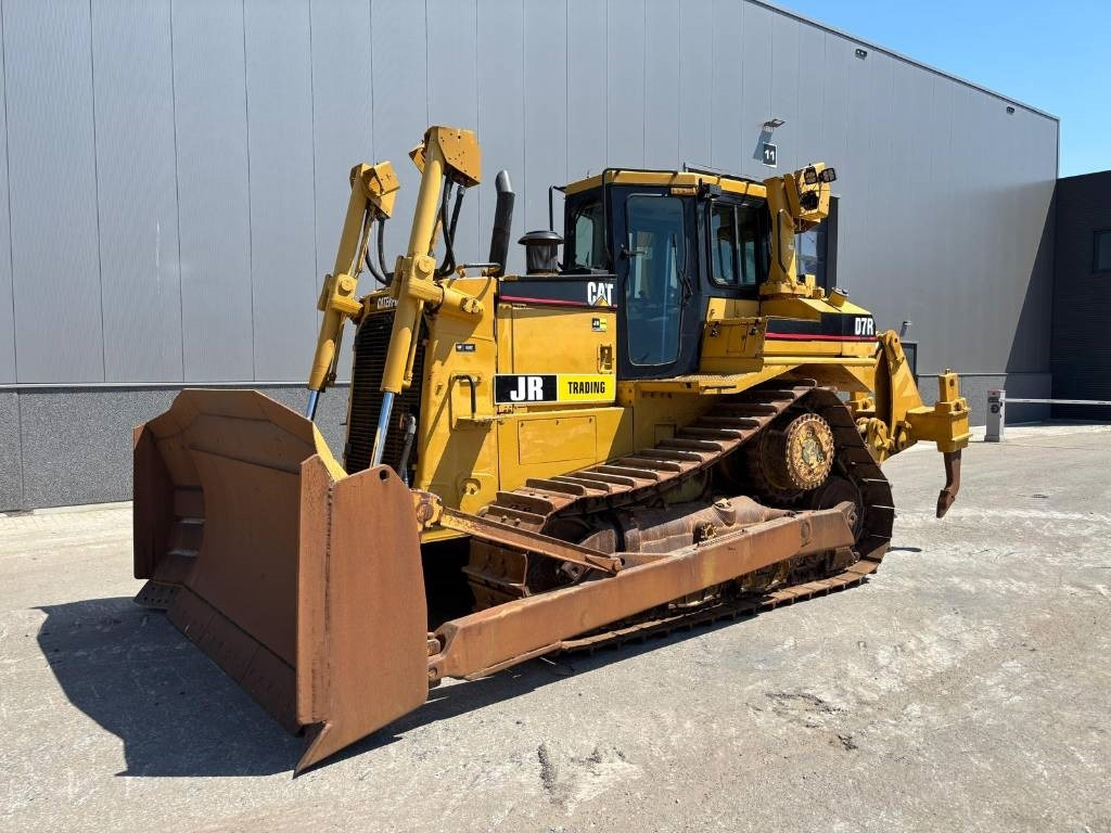 CAT D 7 R (CE certified) - Buldozers: foto 1 CAT D 7 R (CE certified) - Buldozers: foto 1