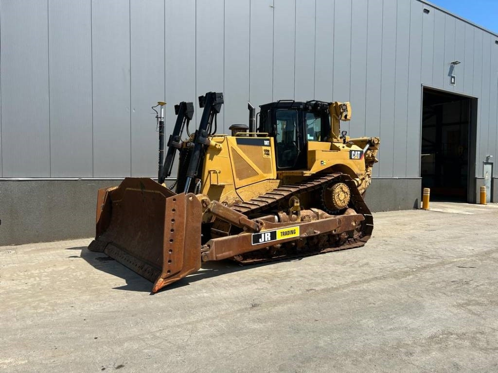 CAT D 8 T (Leica GPS) - Buldozers: foto 1 CAT D 8 T (Leica GPS) - Buldozers: foto 1