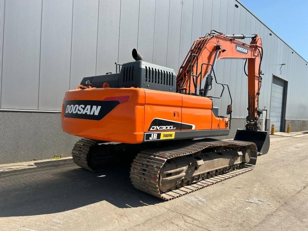 Doosan DX 300 LC-5 - Kāpurķēžu ekskavators: foto 5 Doosan DX 300 LC-5 - Kāpurķēžu ekskavators: foto 5