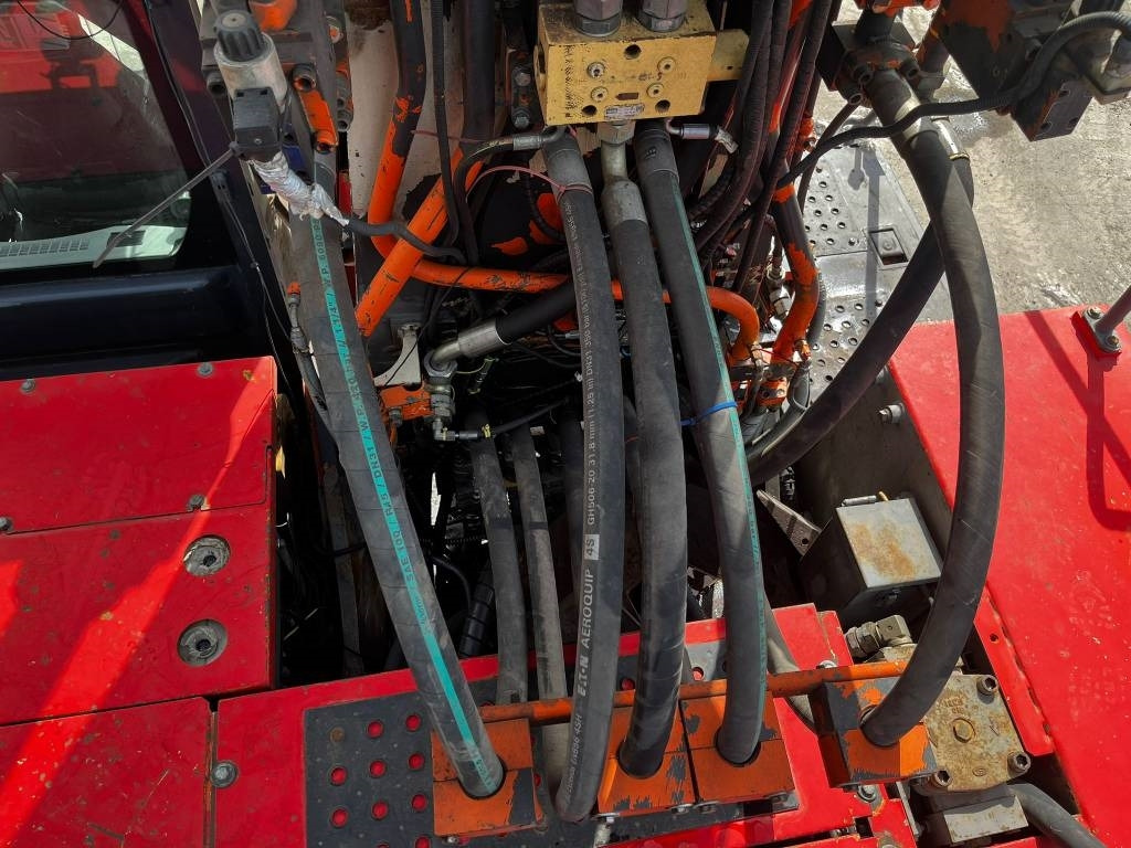 Demontāžas ekskavators Hitachi ZX 470 LCD - 3 (25m high reach demolition): foto 26