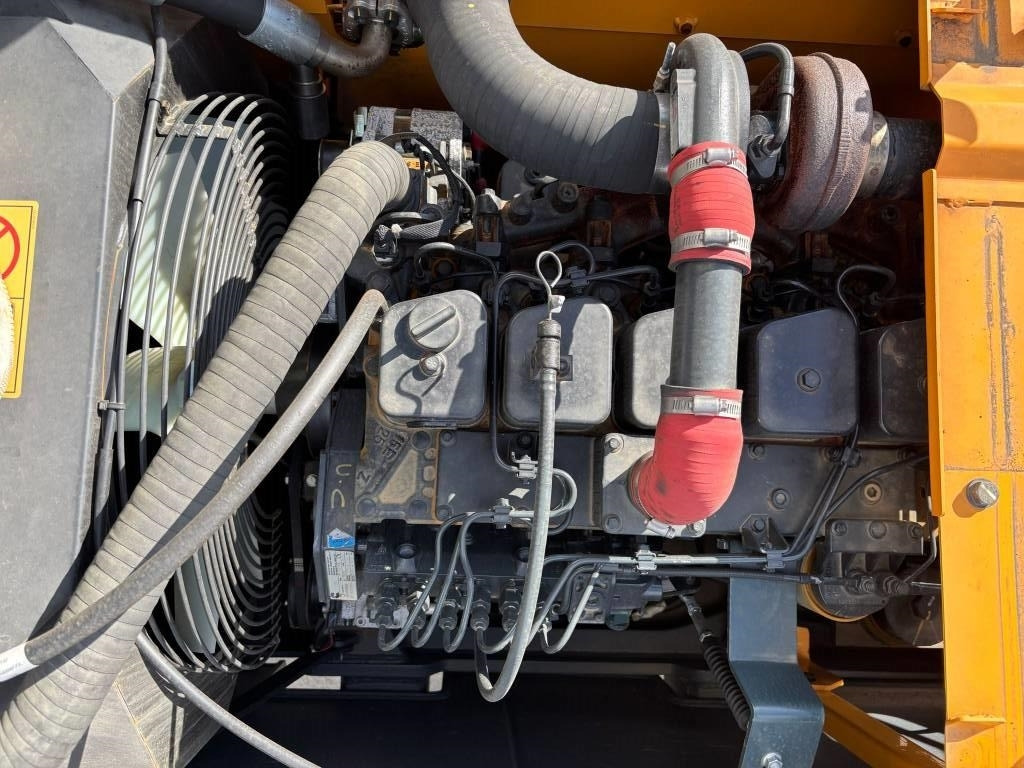 Jaunā Ekskavators Hyundai R 245 LR: foto 17